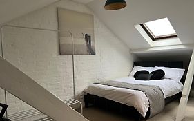 Chart Cottage